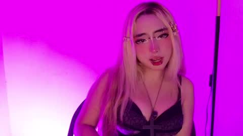   online show from May 19, 1:56 am