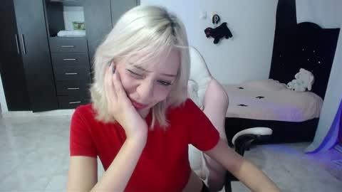  Elizabeth  online show from October 25, 11:49 pm