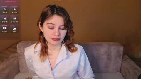 Elizabeth online show from April 24, 6:21 pm