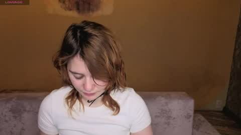 Elizabeth online show from May 2, 9:09 pm