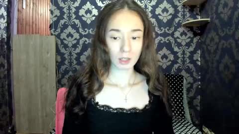 Snapshot of elizabethrice chatting on December 7, 8:55 pm elizabethrice online show from December 7, 8:55 pm