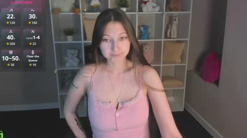 Ella online show from July 20, 4:53 pm