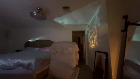 ella_ella_ella_ay online show from November 3, 11:33 am