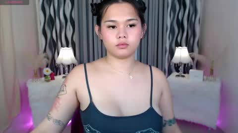 HI ITS ME ELLA online show from September 30, 2:38 pm