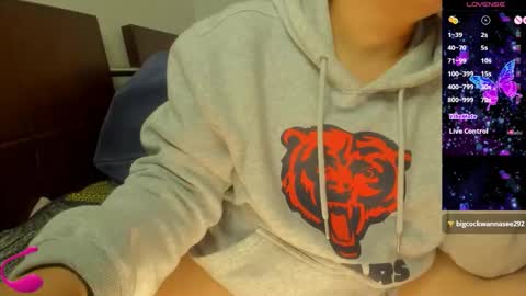 Ella and Harry online show from October 1, 2:43 am