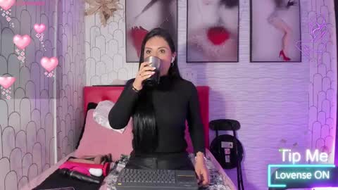 ella rouse online show from March 12, 11:53 am