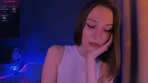 ellaamber online show from March 12, 5:55 am