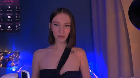 ellaamber online show from February 10, 10:09 pm