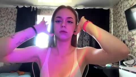 angel online show from July 21, 9:11 am