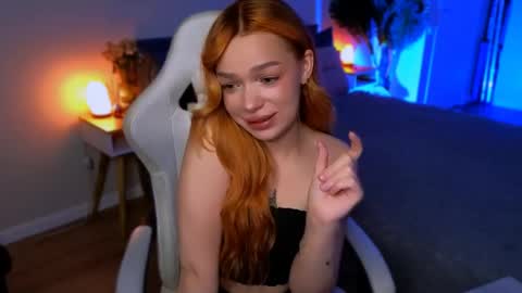 Ella online show from May 10, 5:47 am