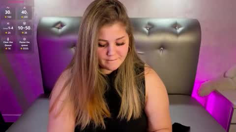 Scarlet online show from December 16, 1:02 am