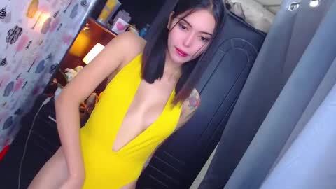 ellenawalter online show from December 18, 5:52 pm