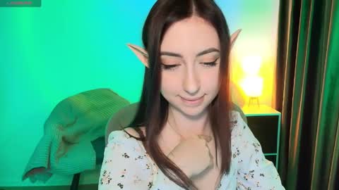 ellfkiss online show from May 29, 2:48 pm