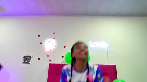 ellie_cute7 online show from March 23, 7:19 pm