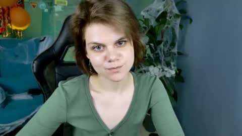 elliemurler online show from October 24, 1:34 pm