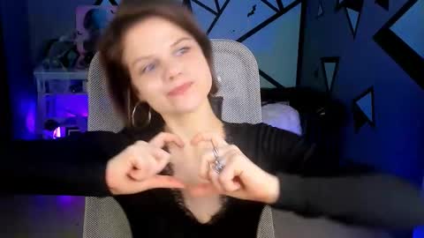 Snapshot of elliemurler chatting on October 23, 1:23 pm elliemurler online show from October 23, 1:23 pm