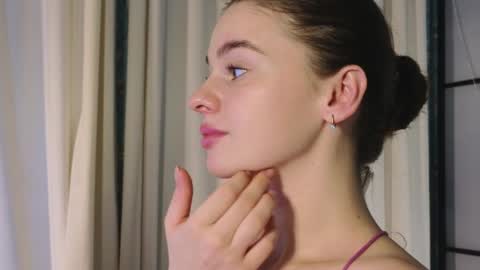 just Emily  online show from December 29, 6:49 pm