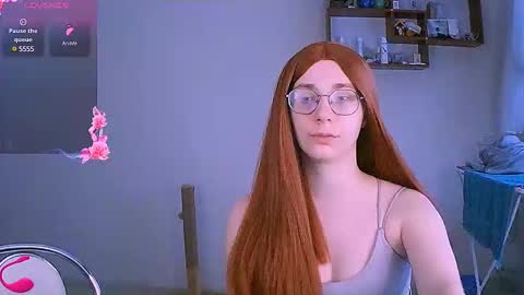 Snapshot of ellies_8 chatting on February 16, 9:26 am Ellie online show from February 16, 9:26 am