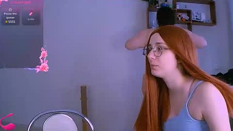 Snapshot of ellies_8 chatting on February 13, 9:51 am Ellie online show from February 13, 9:51 am