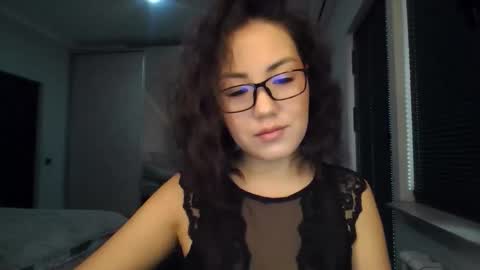 elliesoft online show from December 3, 8:59 am