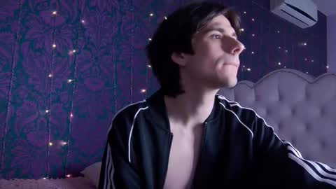 ellis_rin online show from October 19, 9:08 pm