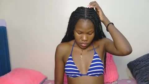 elllanna online show from December 17, 11:11 pm