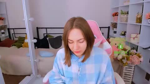 elma_lily online show from January 18, 7:28 am