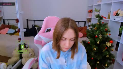 elma_lily online show from January 13, 8:22 am