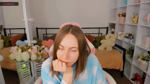 elma_lily online show from February 26, 9:34 am