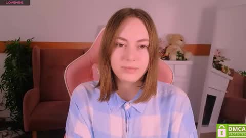 elma_lily online show from February 17, 9:08 am