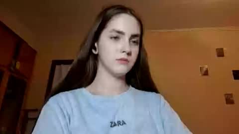 Kate online show from March 15, 3:04 pm