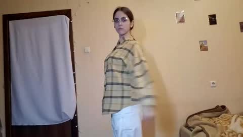 Kate online show from May 11, 2:35 pm