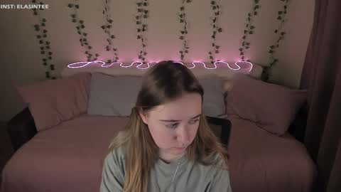 Ela give me a thumbs up if you like it  and this is important for the development of the account online show from March 20, 8:36 pm