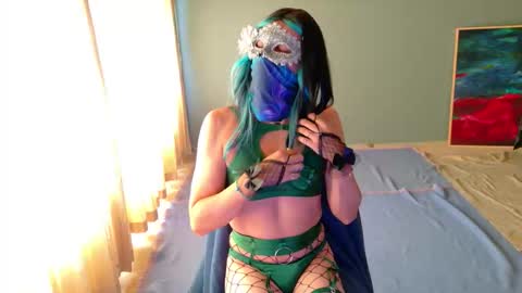 ElowenStarshade online show from September 15, 12:39 pm