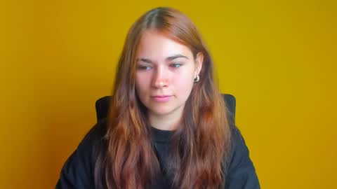 Snapshot of elsa_mur chatting on October 3, 6:10 am Elsa online show from October 3, 6:10 am