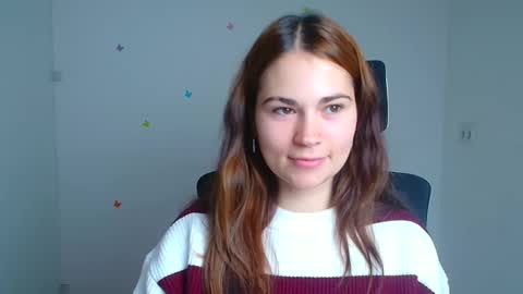 Snapshot of elsa_mur chatting on October 17, 6:17 am Elsa online show from October 17, 6:17 am