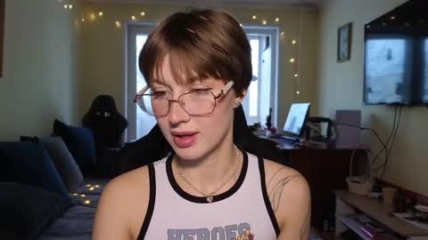 elsaangel online show from December 18, 3:24 am