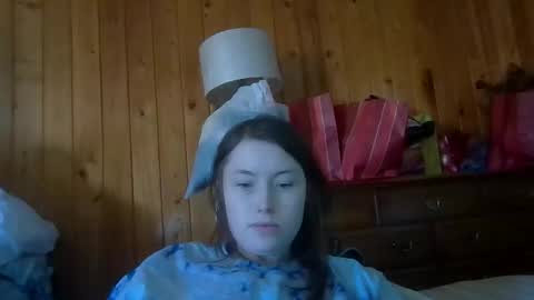 Elsie Rain online show from February 22, 6:43 pm