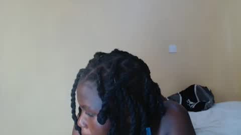 flo online show from November 20, 7:44 pm