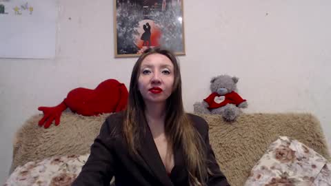 ElvinaSweet online show from April 19, 1:28 am