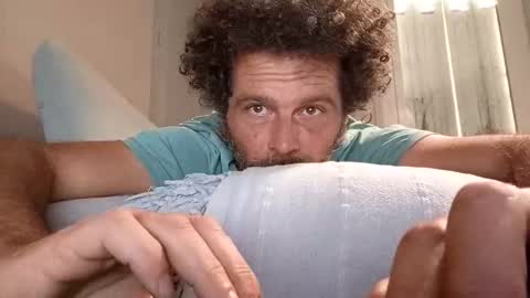 elyjahoye online show from November 13, 8:06 am