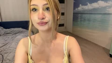 Viktorie online show from June 3, 2:33 pm
