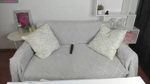 Elza online show from November 21, 1:58 am