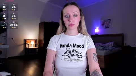 Emilie online show from April 2, 6:04 pm