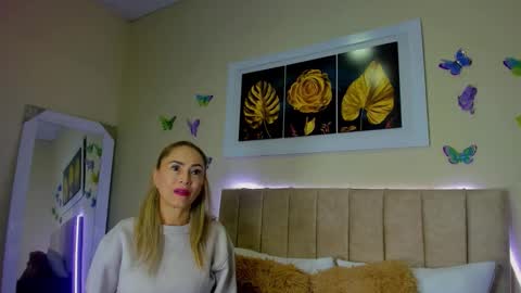 ema garcia  online show from September 28, 10:46 am