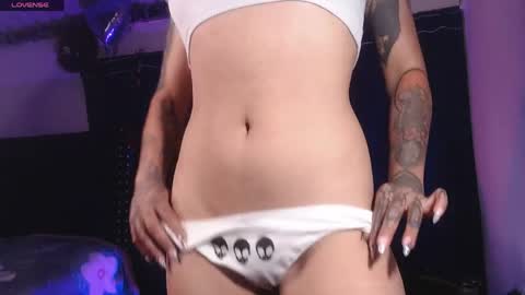 ema_ploxx online show from April 3, 2:40 am