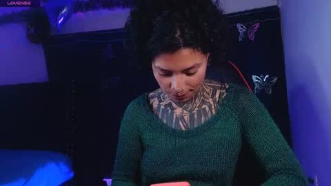 ema_ploxx online show from April 24, 3:19 am