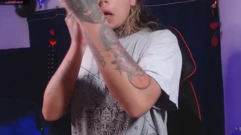 ema_ploxx online show from February 28, 4:49 am