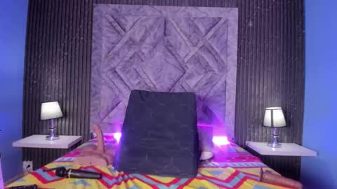 EMA  online show from December 19, 9:43 pm