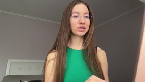 Alina online show from March 24, 2:01 pm